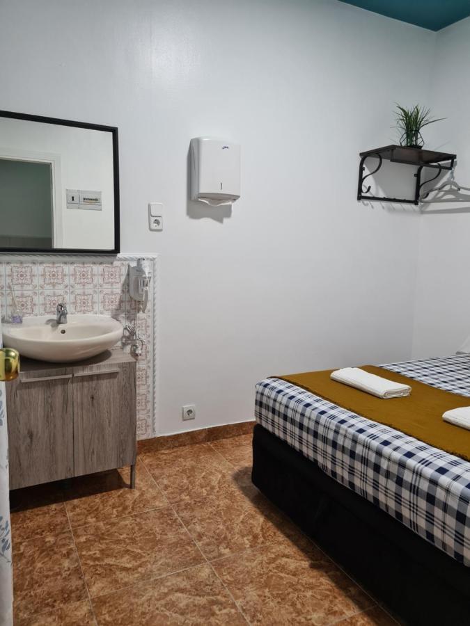 M-A Catrachos Rooms Madrid Exterior photo